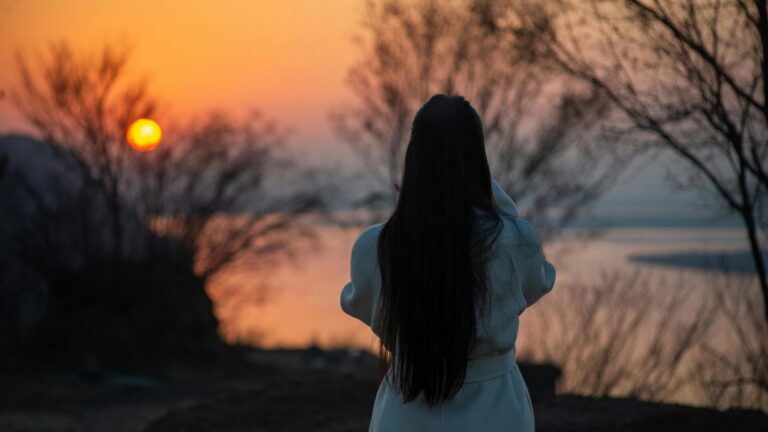 Espai de blog amb articles d’astrologia terapèutica, autoconeixement i consciència cíclica